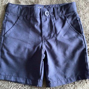 Cat & Jack Quick-Dry Chino Shorts. Blue. 4T.